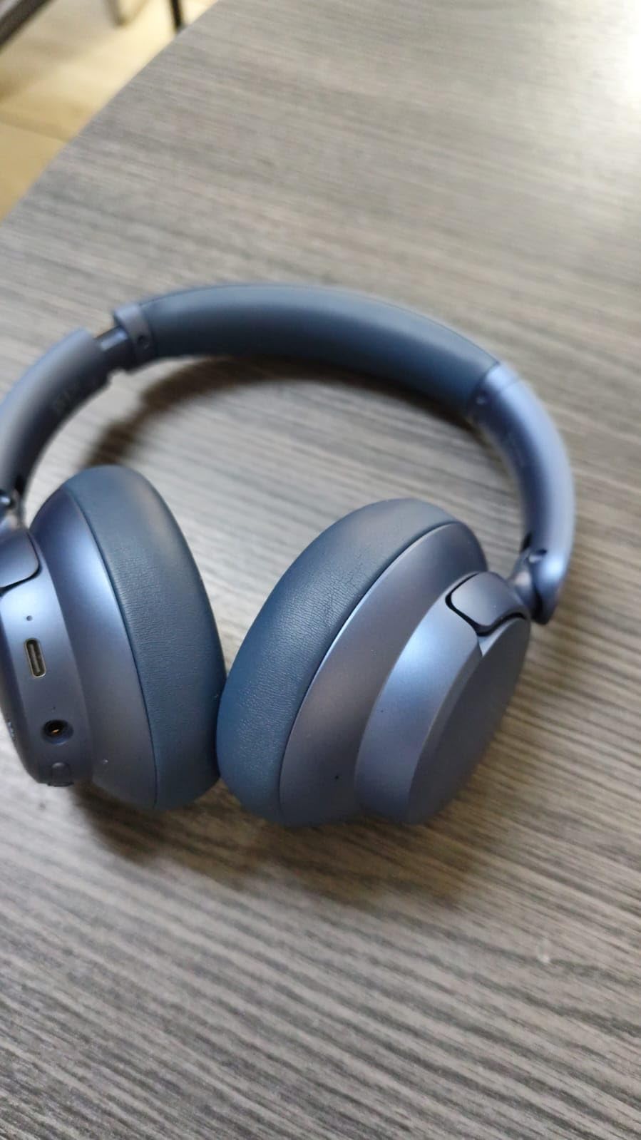 BERIBES Upgraded Hybrid Active Noise Cancelling Headphones with Transparent Modes,70H Playtime Bluetooth Headphones Wireless Bluetooth with Mic, Deep Bass,3.5MM Cable,Soft-Earpads,Fast Charging-Black - Customer Photo 1
