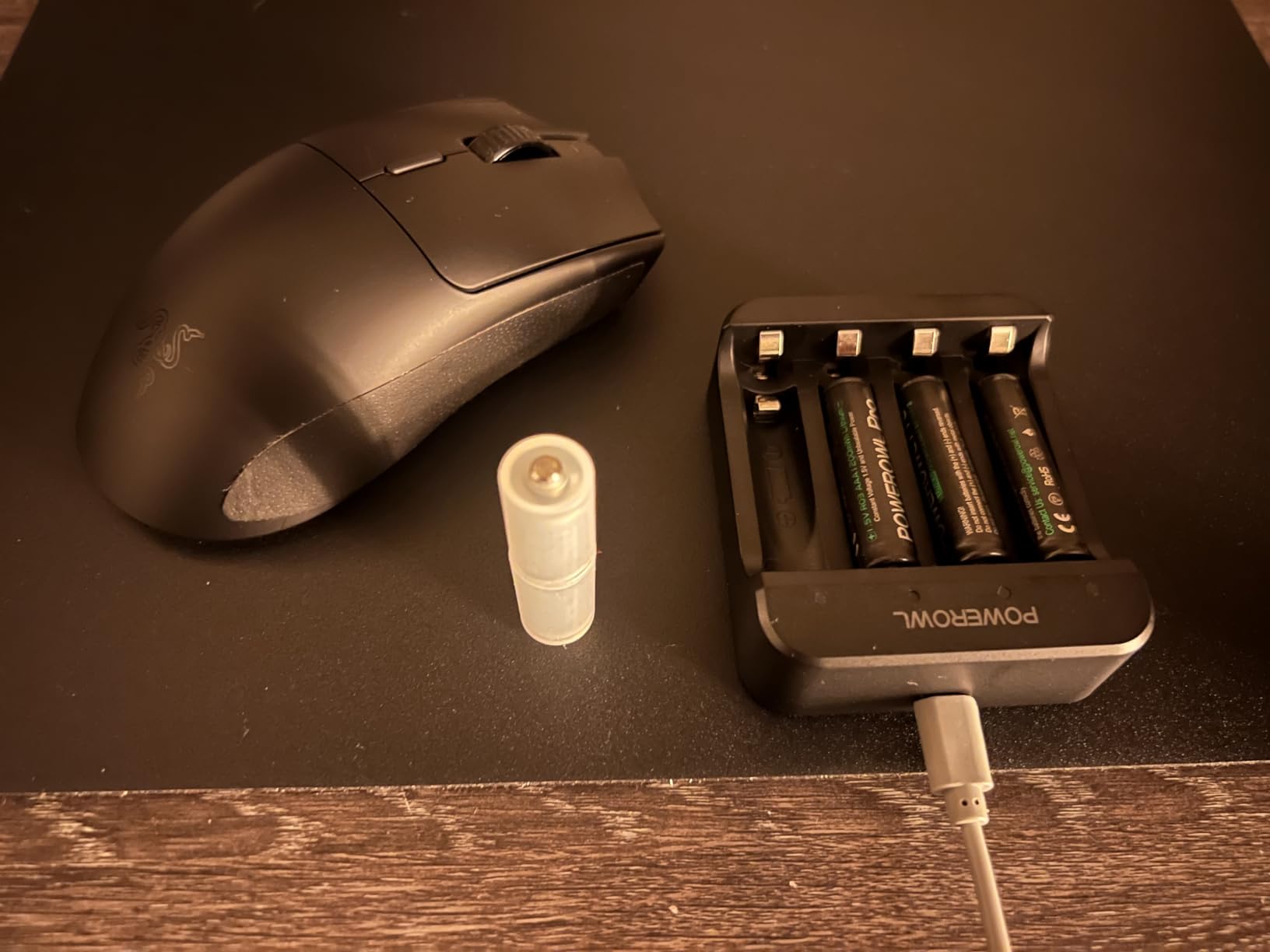 Razer Viper V3 HyperSpeed Wireless Esports Gaming Mouse: 82g Lightweight - Up to 280 Hr Battery - 30K DPI Optical Sensor - Gen-2 Mechanical Switches - 8 Programmable Controls - Classic Black Customer Review Razer Viper V3 HyperSpeed Wireless Esports Gaming Mouse: 82g Lightweight - Up to 280 Hr Battery - 30K DPI Optical Sensor - Gen-2 Mechanical Switches - 8 Programmable Controls - Classic Black - Customer Photo 2