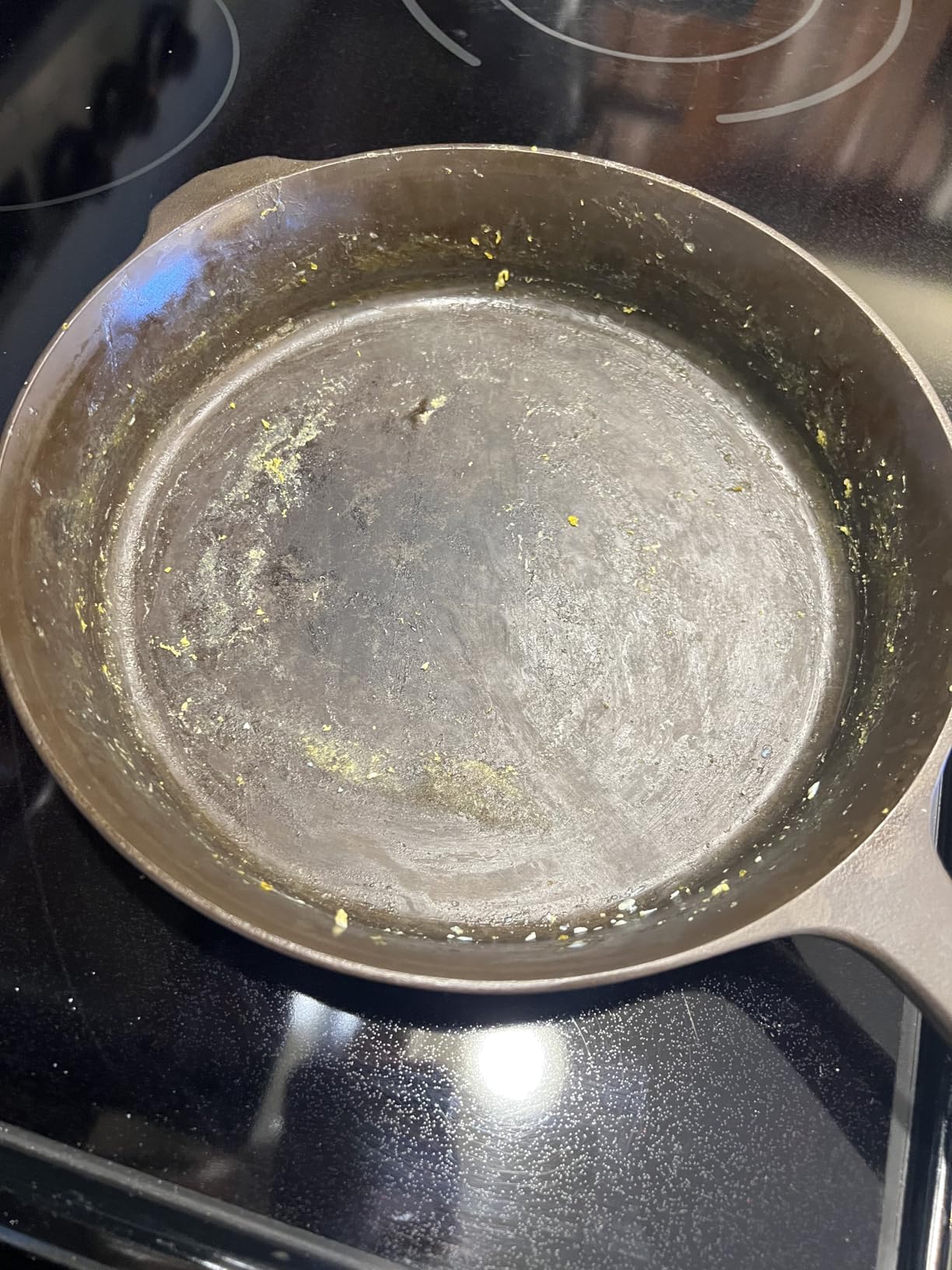 Field Company 8.38-Inch Cast Iron Skillet - Pre-Seasoned Frying Pan for Searing, Baking & Everyday Cooking, Lighter & Easy to Handle, Smooth, Made in USA (No.6, 1-2 Servings) Customer Review Field Company 8.38-Inch Cast Iron Skillet - Pre-Seasoned Frying Pan for Searing, Baking & Everyday Cooking, Lighter & Easy to Handle, Smooth, Made in USA (No.6, 1-2 Servings) - Customer Photo 1