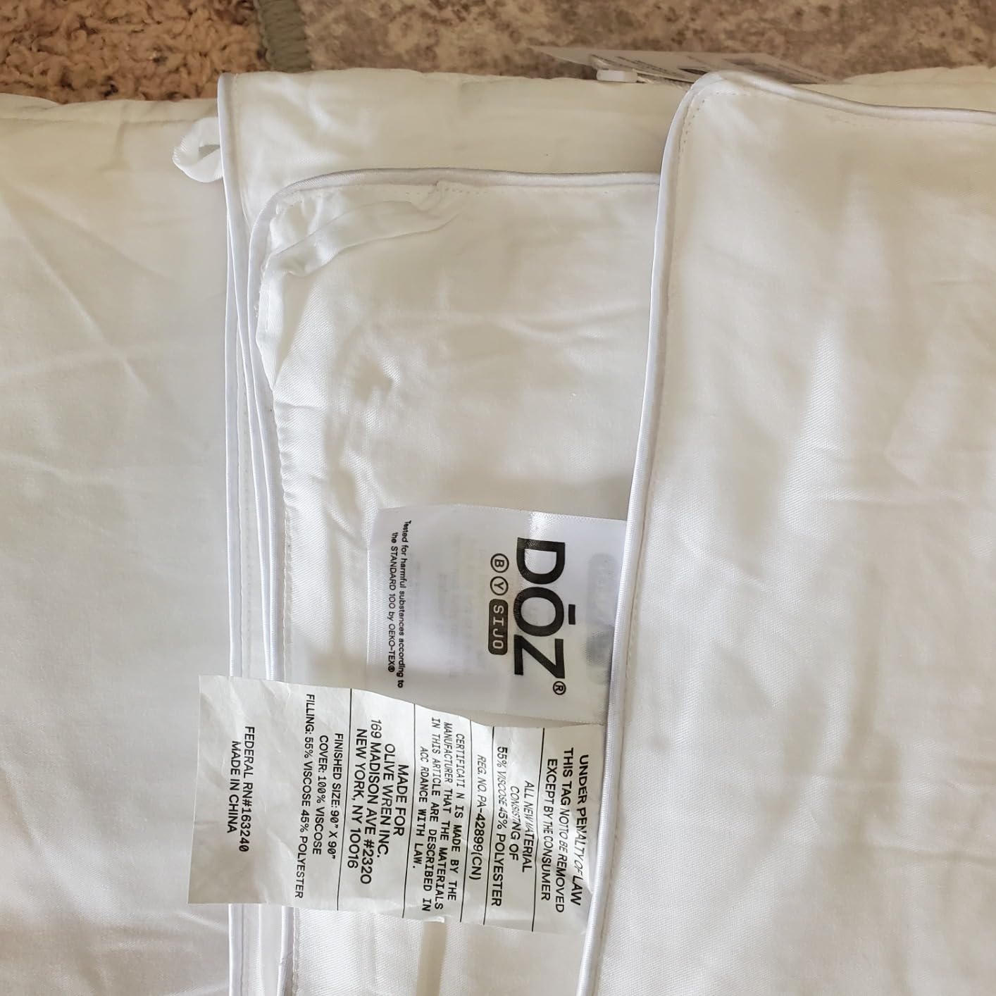 DOZ All Season Cooling Comforter, 100% Viscose Derived from Bamboo, Breathable, Lightweight, Soft, Down Alternative Duvet Insert, 8 Loops, 90 DOZ All Season Cooling Comforter, 100% Viscose Derived from Bamboo, Breathable, Lightweight, Soft, Down Alternative Duvet Insert, 8 Loops, 90