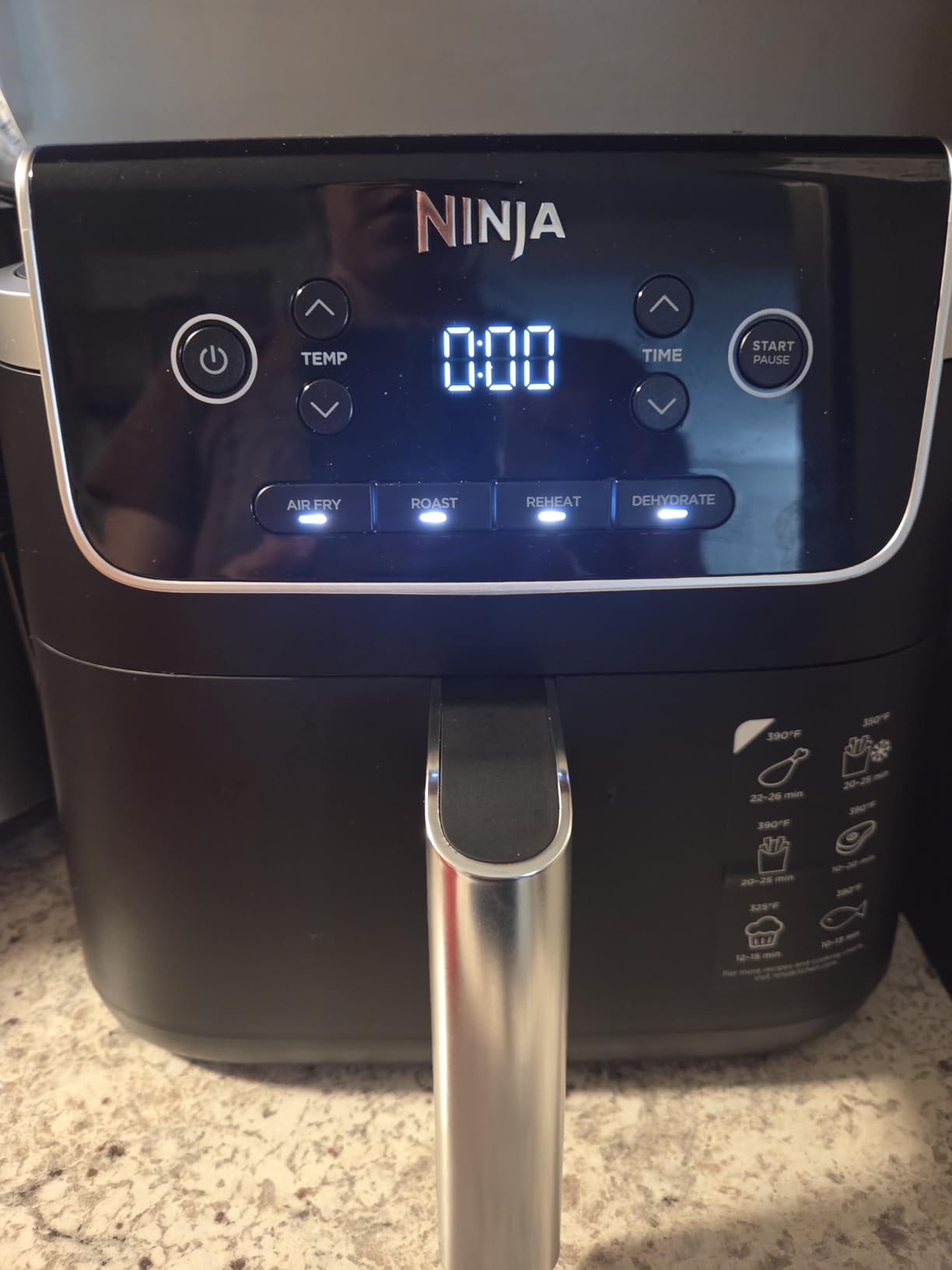 Ninja | Air Fryer | 6.5 QT Pro XL Capacity fits 9lbs of Wings | 6-in-1 Max Crisp, Air Fry, Roast, Bake, Reheat & Dehydrate | Nonstick Basket, Crisper Plate & Recipe Guide | Grey | AF181 Customer Review Ninja | Air Fryer | 6.5 QT Pro XL Capacity fits 9lbs of Wings | 6-in-1 Max Crisp, Air Fry, Roast, Bake, Reheat & Dehydrate | Nonstick Basket, Crisper Plate & Recipe Guide | Grey | AF181 - Customer Photo 5