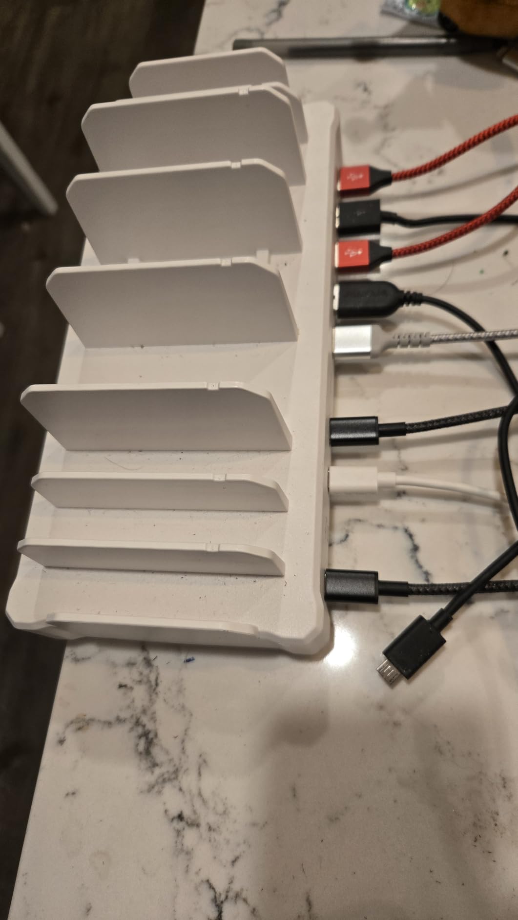 420W Charging Station for Multiple Devices, Zobirez 10-Port USB C Fast Charger Stations for MacBook, iPhone, Android Cell Phone, iPad, Tablet, Family Multi-Device Organizer Charging Dock, Black Customer Review 420W Charging Station for Multiple Devices, Zobirez 10-Port USB C Fast Charger Stations for MacBook, iPhone, Android Cell Phone, iPad, Tablet, Family Multi-Device Organizer Charging Dock, Black - Customer Photo 4