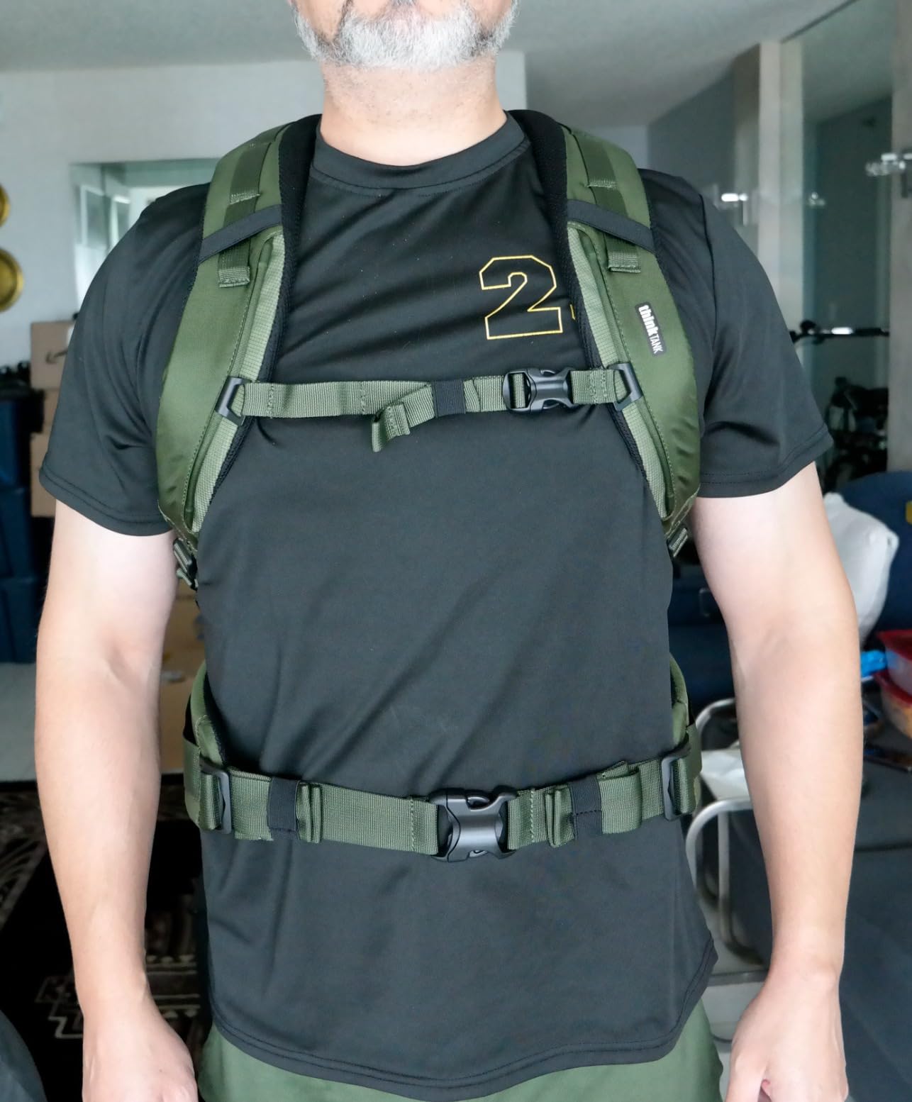 Think Tank Backlight Sprint Lightweight Slim Camera Daypack Backpack for DSLR, Mirrorless, Photography and Video - Slate Black Customer Review Think Tank Backlight Sprint Lightweight Slim Camera Daypack Backpack for DSLR, Mirrorless, Photography and Video - Slate Black - Customer Photo 4
