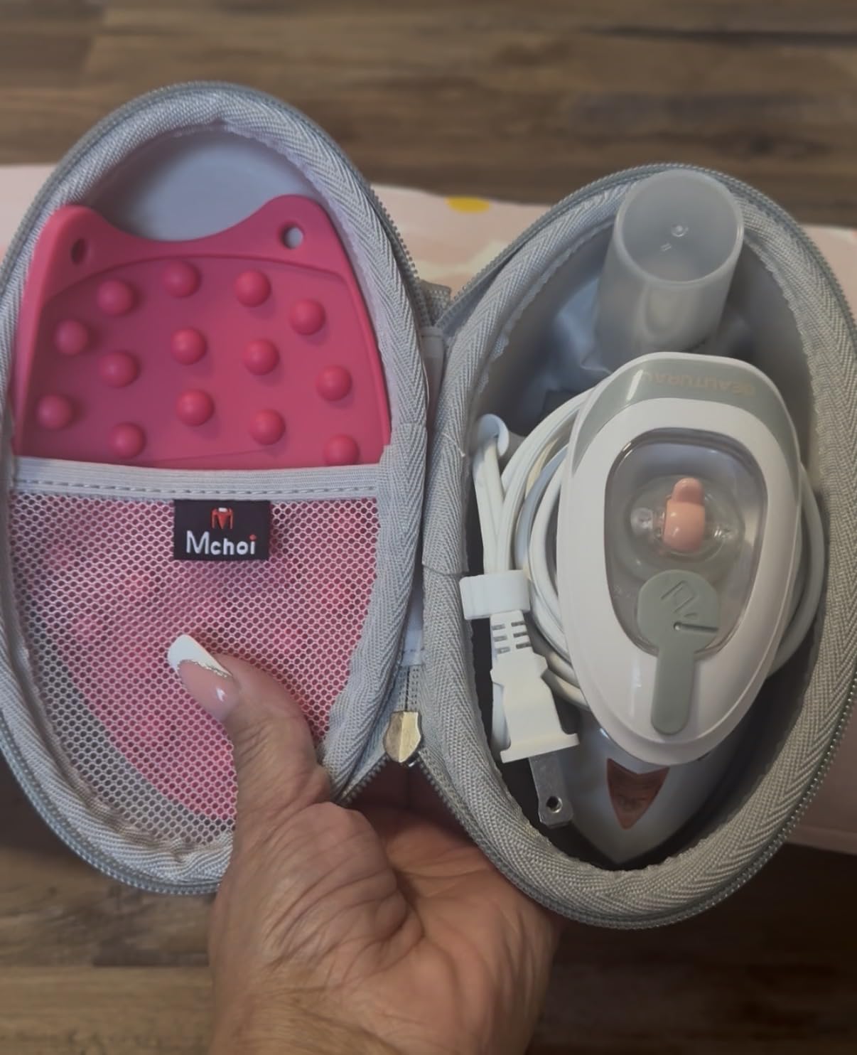BEAUTURAL Mini Travel Steam Iron for Clothes with Dual Voltage, Temperature Control, Non-Stick Soleplate and Cord Storage, Ideal for Sewing, Quilting and Handcraft Customer Review BEAUTURAL Mini Travel Steam Iron for Clothes with Dual Voltage, Temperature Control, Non-Stick Soleplate and Cord Storage, Ideal for Sewing, Quilting and Handcraft - Customer Photo 3