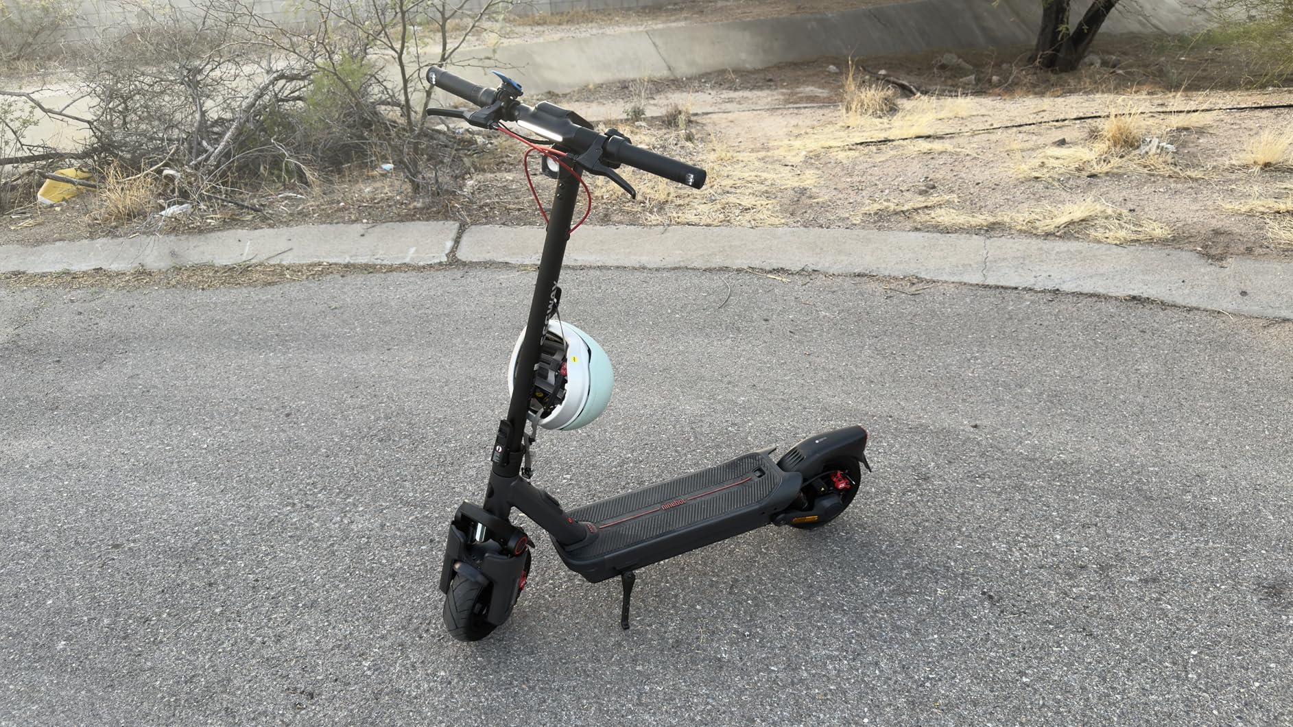 Segway Ninebot MAX Series Electric Scooter, Up to 22-28 MPH, Long Rang, Dual Suspension & Braking System, Fast Charging, Scooter for Adults, UL-2272 2271 Certified (G2/G3) Customer Review Segway Ninebot MAX Series Electric Scooter, Up to 22-28 MPH, Long Rang, Dual Suspension & Braking System, Fast Charging, Scooter for Adults, UL-2272 2271 Certified (G2/G3) - Customer Photo 4
