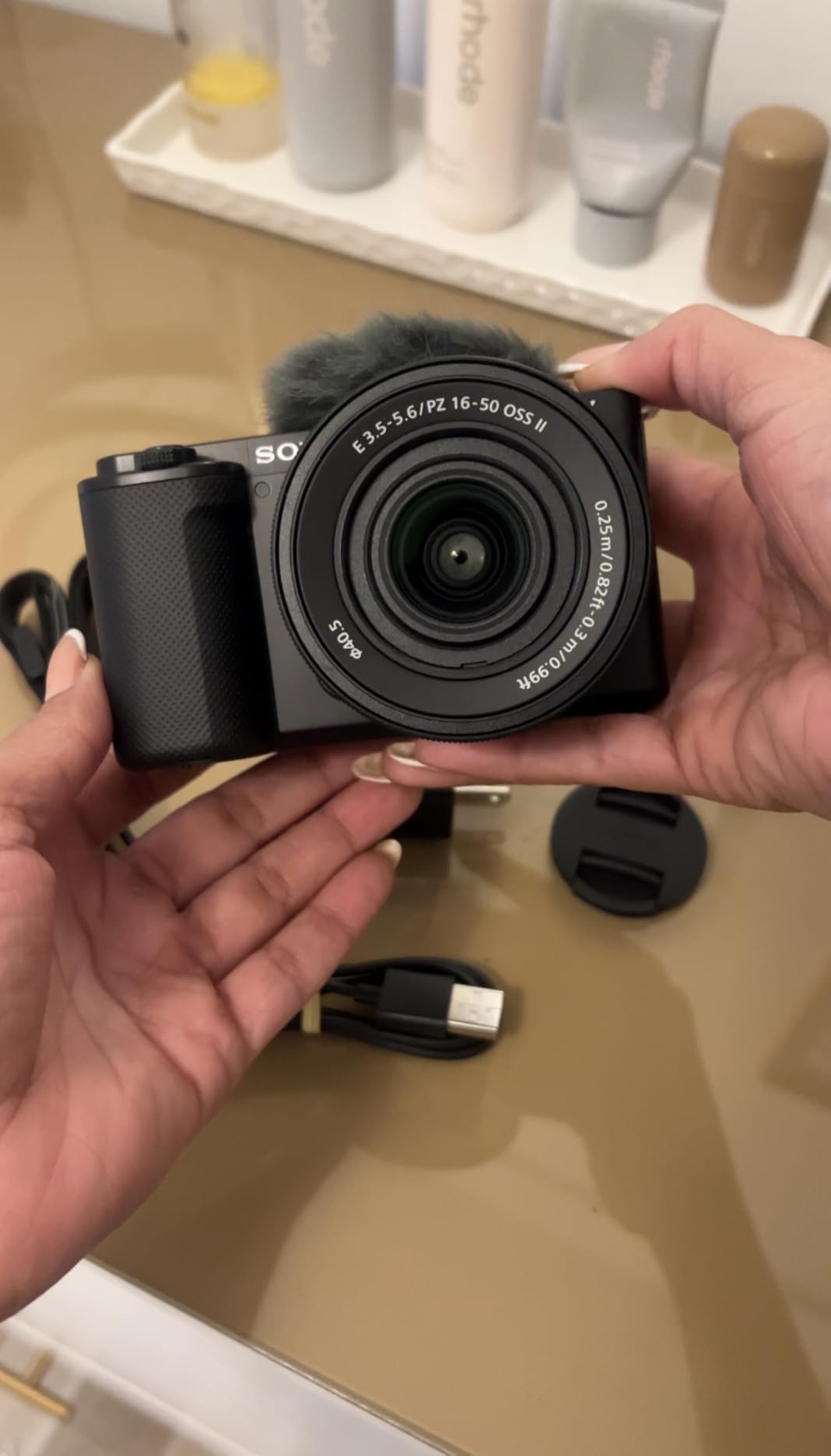 Sony Alpha ZV-E10 - APS-C Interchangeable Lens Mirrorless Vlog Camera Kit - Black, ZVE10KB Customer Review Sony Alpha ZV-E10 - APS-C Interchangeable Lens Mirrorless Vlog Camera Kit - Black, ZVE10KB - Customer Photo 1