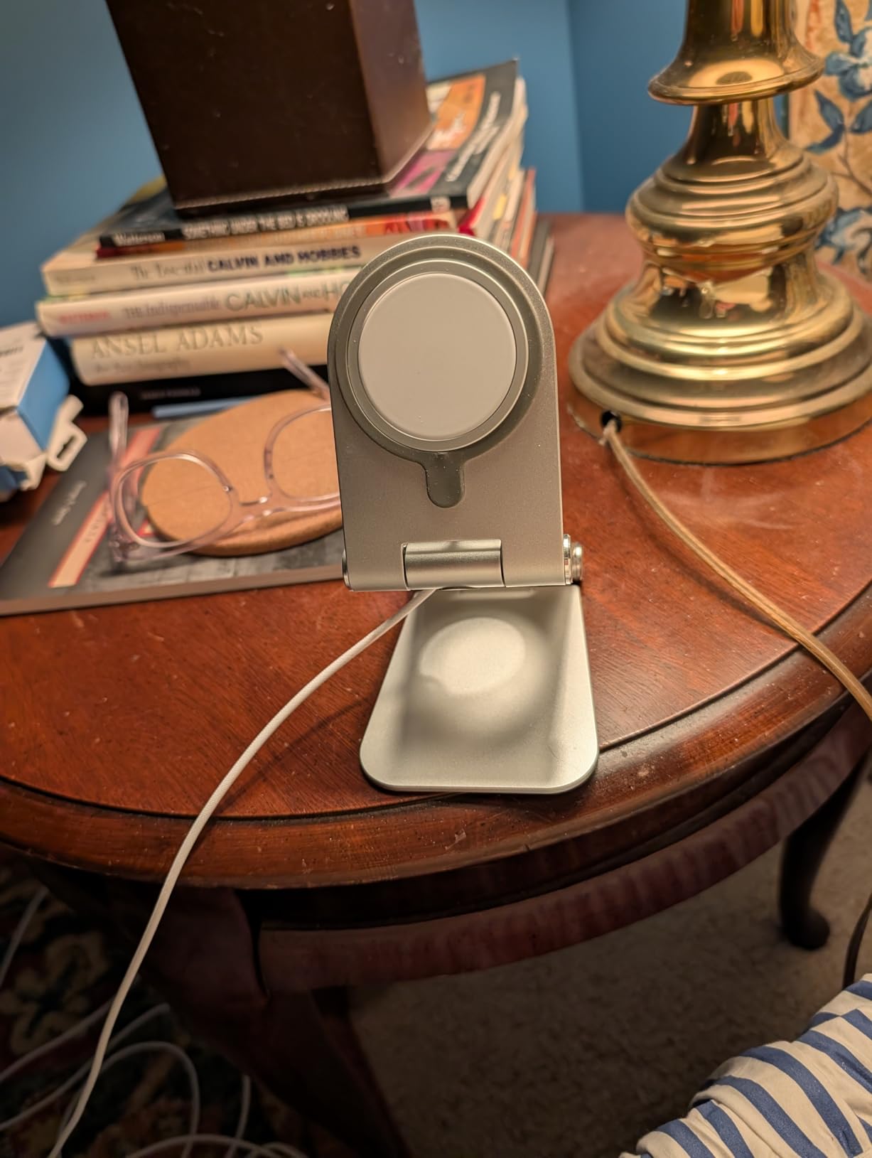 Apple MagSafe Charger (2 m): Wireless Charger with Fast-Charging Capability Customer Review Apple MagSafe Charger (2 m): Wireless Charger with Fast-Charging Capability - Customer Photo 1
